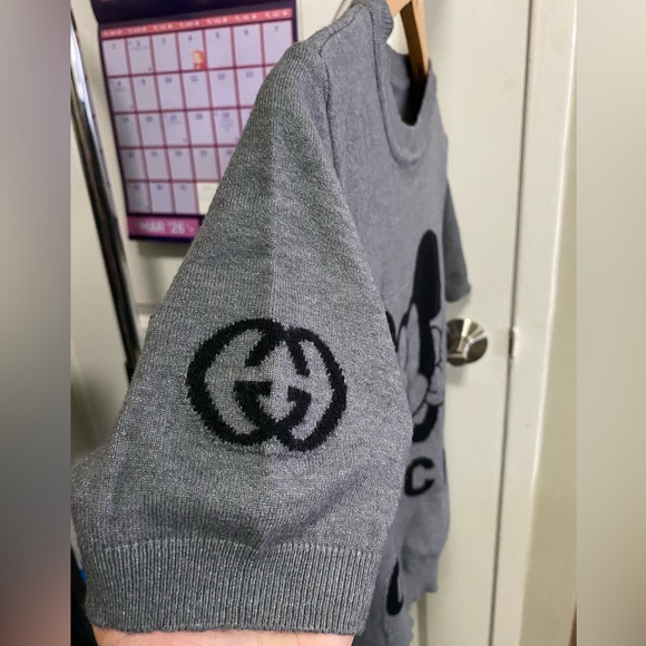 Gucci Gray Tee with Playful Mickey Design - Picture 4 of 6